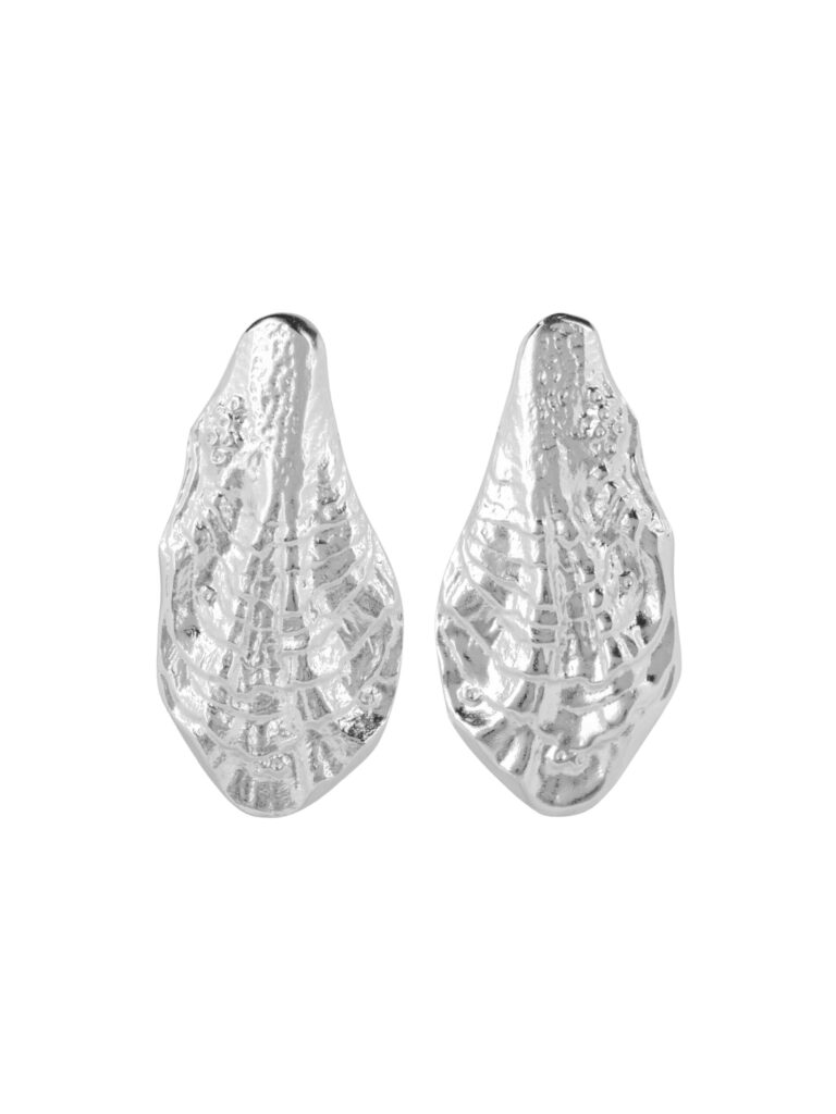 OYSTER-SMALL-EARRINGS-SILVER-scaled-1.jpg